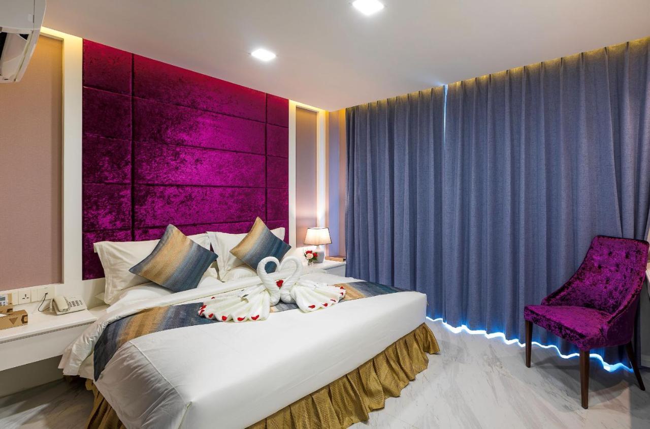 V Boutique Hotel Phnom Penh Exterior foto